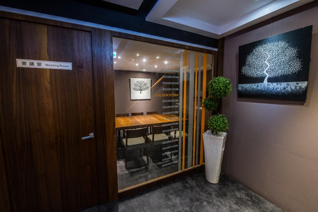 Golden Stone Hotel Kaohsiung Extérieur photo