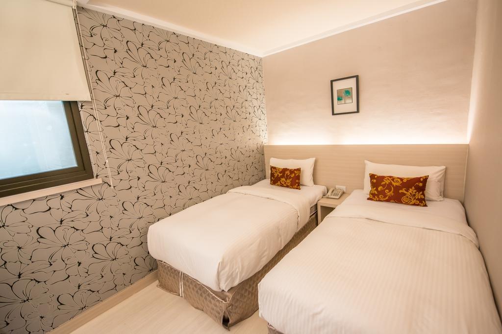Golden Stone Hotel Kaohsiung Extérieur photo